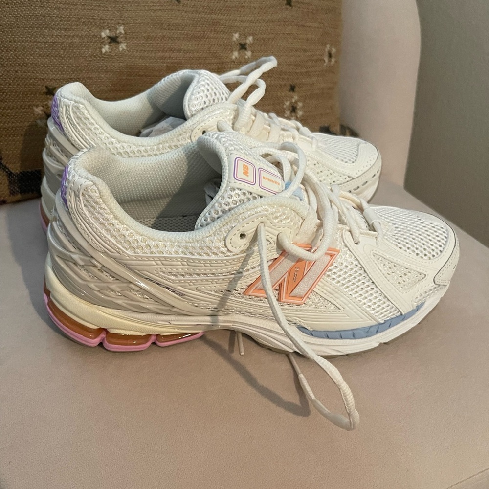 New Balance White Sneakers with Pink and Blue Accents Gender Exclusive 1906 R